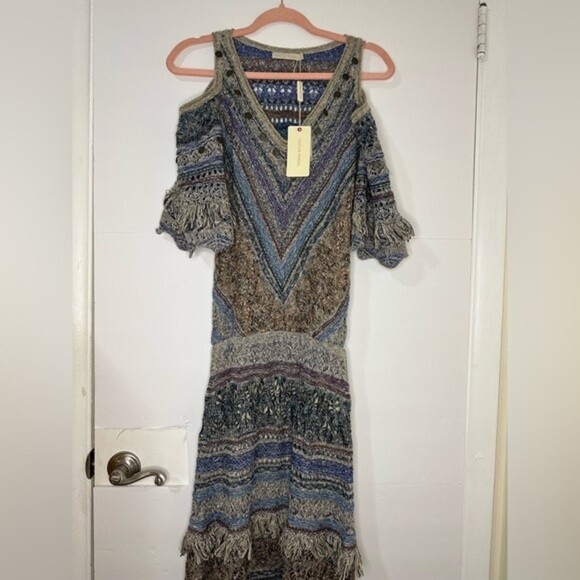 Cecilia Prado Crochet Lace Cold Shoulder V Neck Metallic Maxi dress - Picture 2 of 11